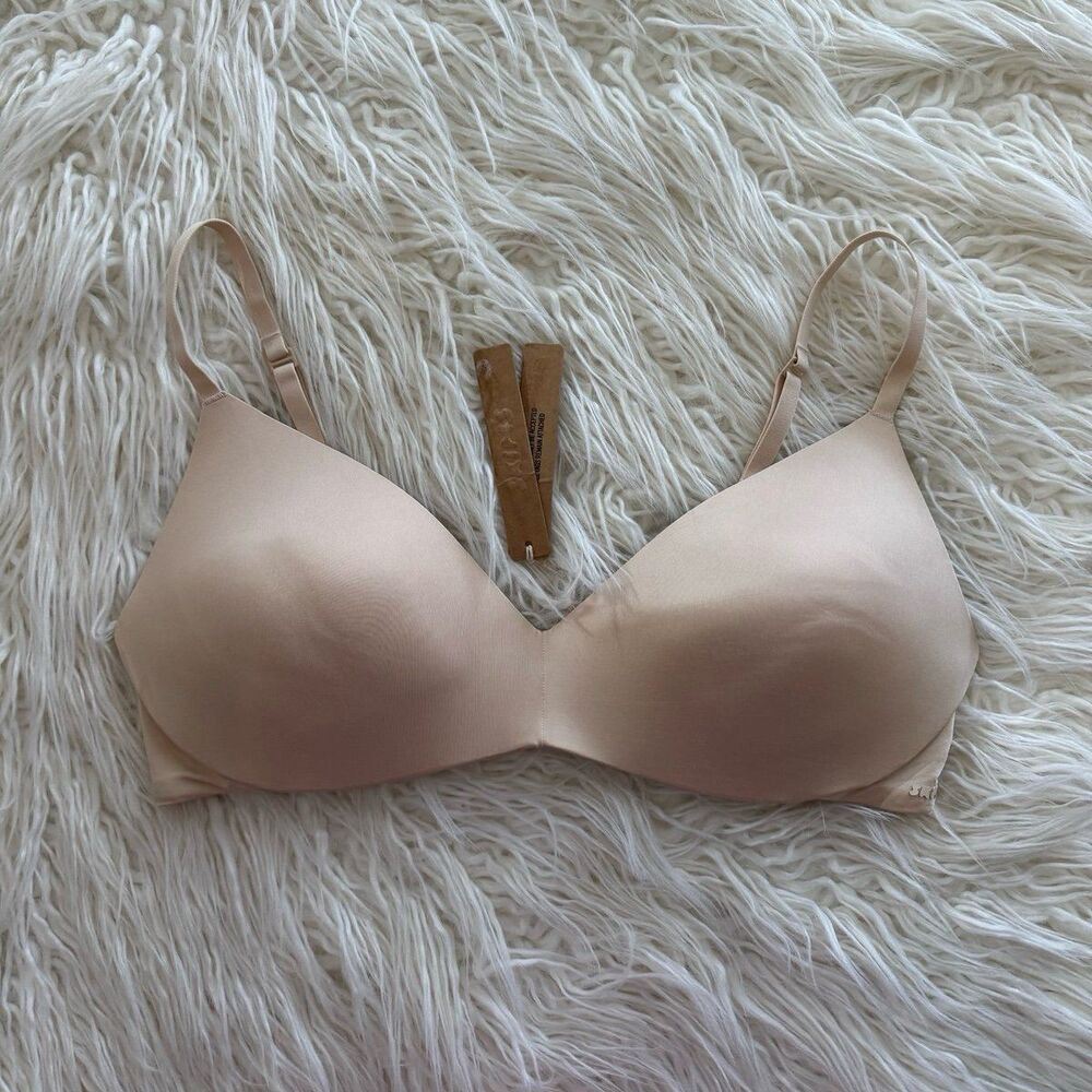 SKIMS Nude Beige T-Shirt Bra